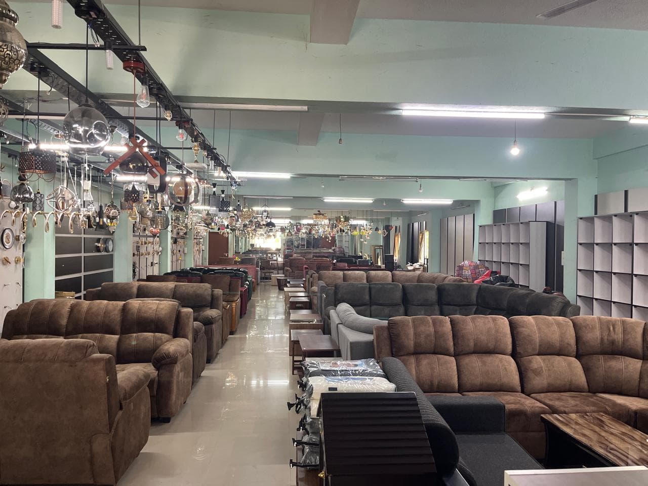 Metro Furniture interior display