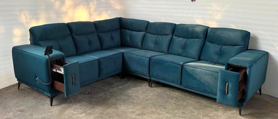 Metro Furniture showroom interior 2